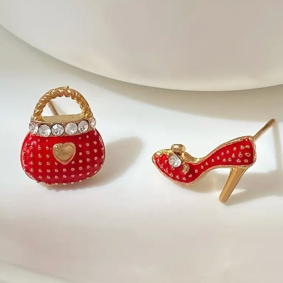 High Heels Cute Bag Design With Shiny Rhinestone Decor Red Asymmetric Earrings - Picture 1 of 4